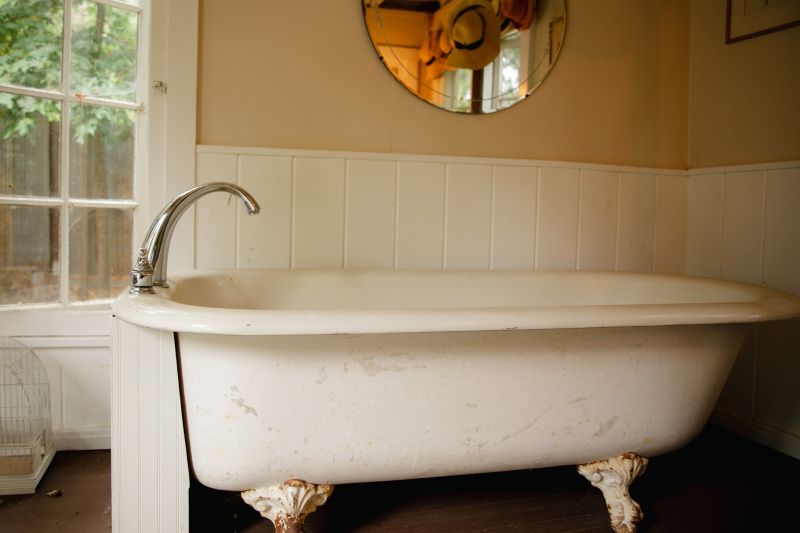 Clawfoot Tub